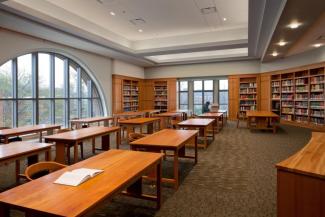 photo of reading room at Russell Library