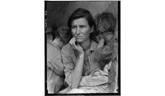 Iconic photo from Library of Congress of pea pickers