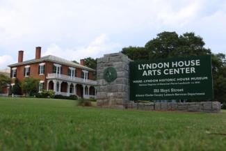 photo of Lyndon House arts Center historyic building in Athens, GA